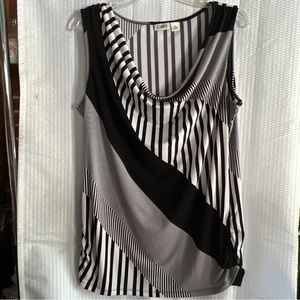 Sleeveless, Cato blouse, fl, black and white, 95% polyester, 5% spandex.